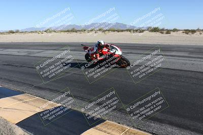 media/Dec-01-2025-Moto Forza (Mon) [[2daa91e15f]]/2-Intermediate Group/Session 4 (Turn 10 Inside)/